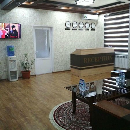 Hostel Farovon Marghilon Exterior foto
