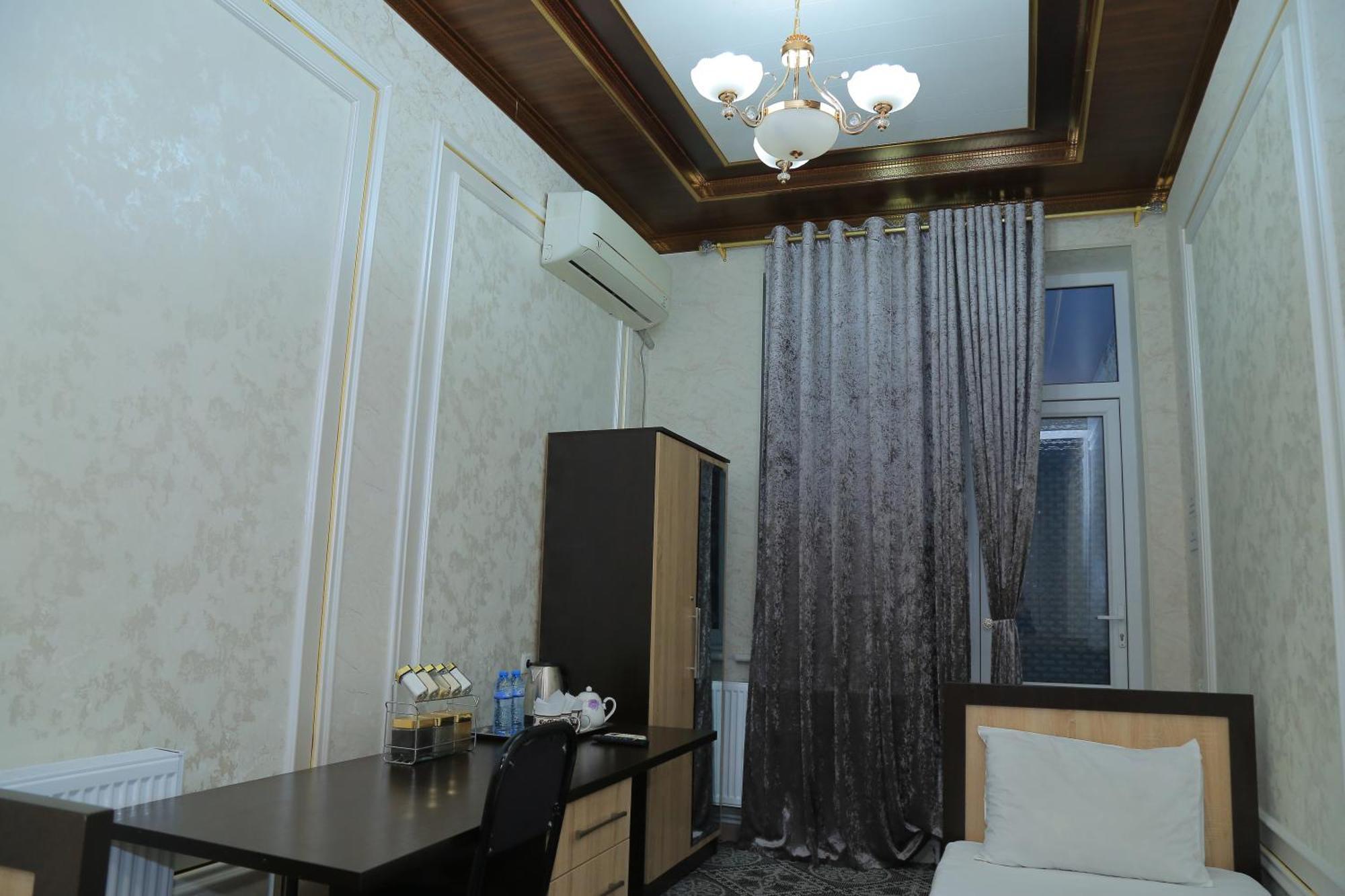 Hostel Farovon Marghilon Exterior foto
